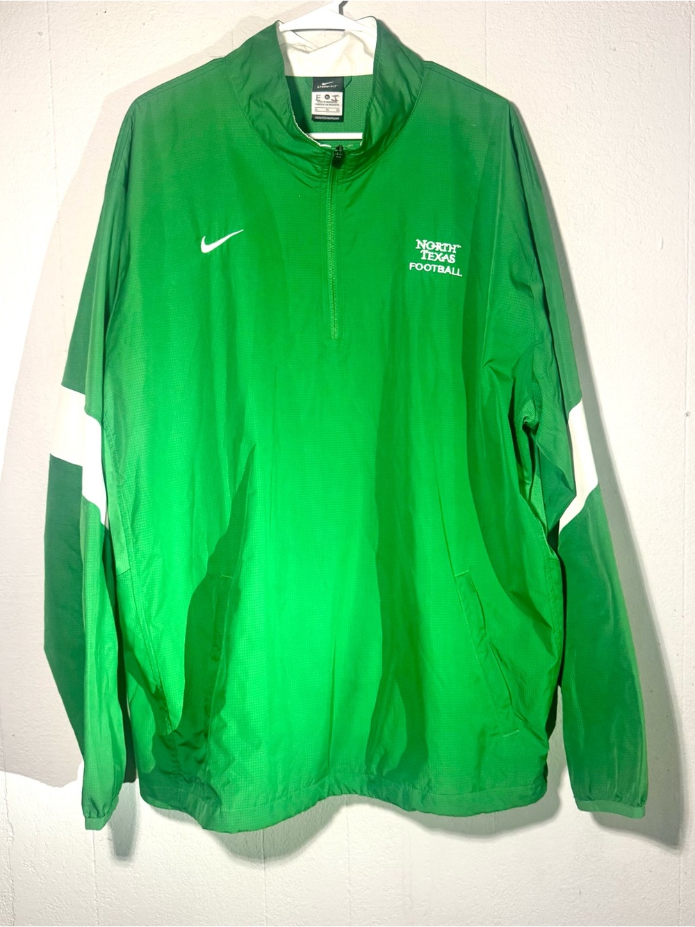 Nike Storm Fit Men’s North Texas Football 1/4 Zip Pullover Jacket Size XL Green